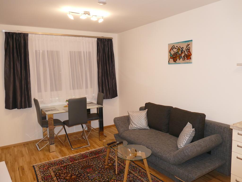 Chads City Apartment Mit Tiefgarage Free Parking Štýrský Hradec Exteriér fotografie